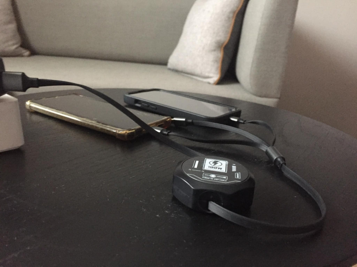 Câble USB rétractable 3-en-1 - 100W charge & données